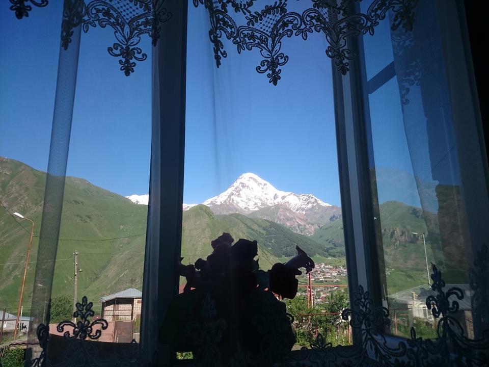 Guest House Tamta Kazbegi Ngoại thất bức ảnh